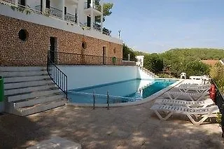 Apartamentos Desmais Cala Galdana  Ξενοδοχείο